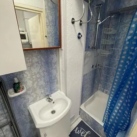 Morska Postelja - Sea Bed Apartment Omis Exterior photo
